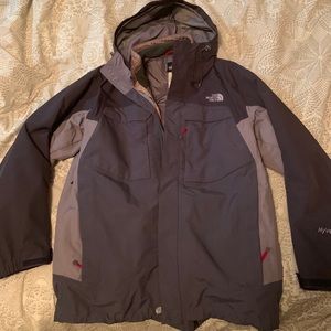 Men’s North Face jacket w/ zip in liner